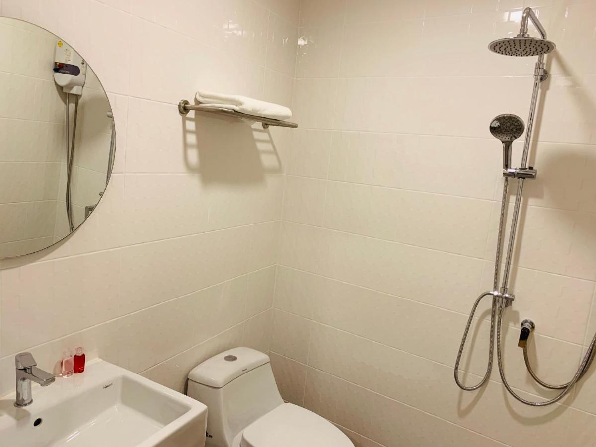 Daraya Hostel Bangkok Bagian luar foto