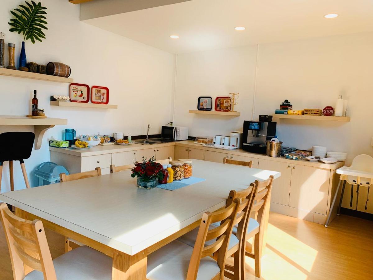 Daraya Hostel Bangkok Bagian luar foto